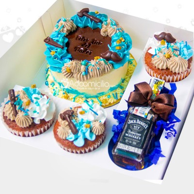 Torta Y Licor Para Celebrar El Día Del Padre A Domiclio En Medellín Pedido Con Un Día De Anticipación