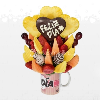 Arreglos con frutas a domicilio en Medellin Mug especial Feliz día