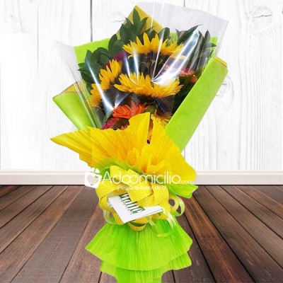 Ramos de flores para cumpleaños a domicilio en Manizales Bouquet de 4 girasoles